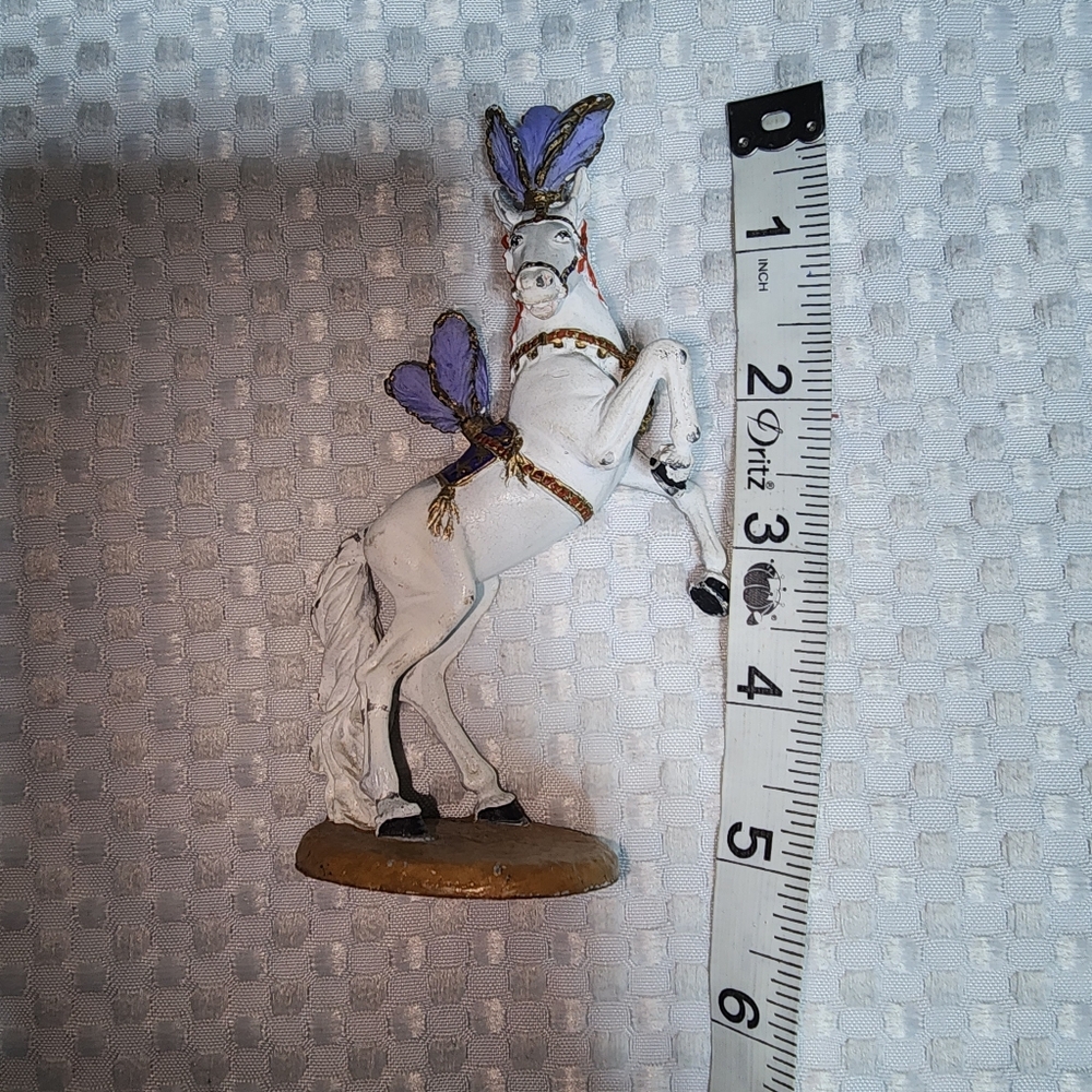 HAMILTON COLLECTION EUC RINGLING BROS. MINATURE METAL PROFORMING HORSE FIGURINE